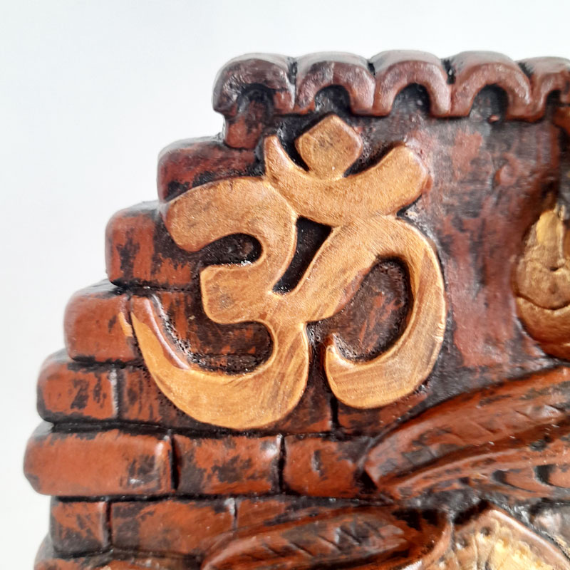 Fuente De Humo Muro Ganesha y Om Cobre+ 5 Conos Aromáticos