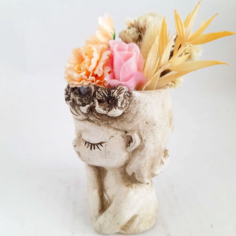 Figura Hada Ensueño con Flores en Tonos Rosa Pastel