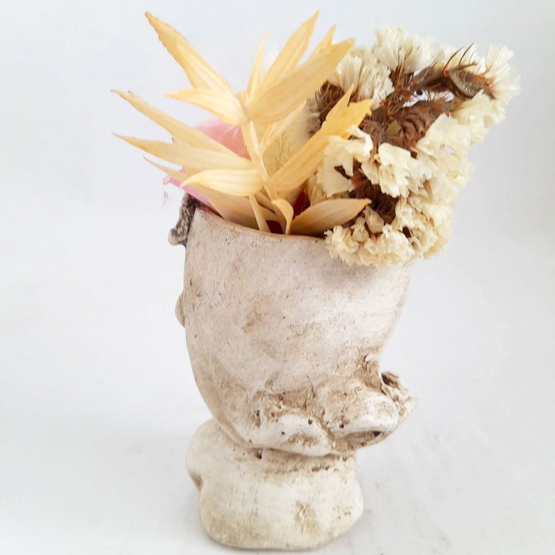 Figura Hada Ensueño con Flores en Tonos Rosa Pastel