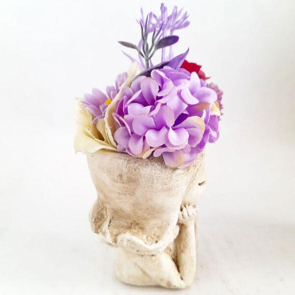 Figura Hada Ensueño con Flores en Tonos Violeta