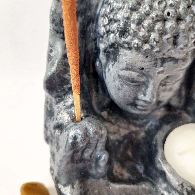 Fuente de Humo Buda Gris Porta Sahumerio Porta Vela + 5 conitos