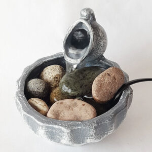 Fuente de Agua Chica Vasija y Jarra Gris